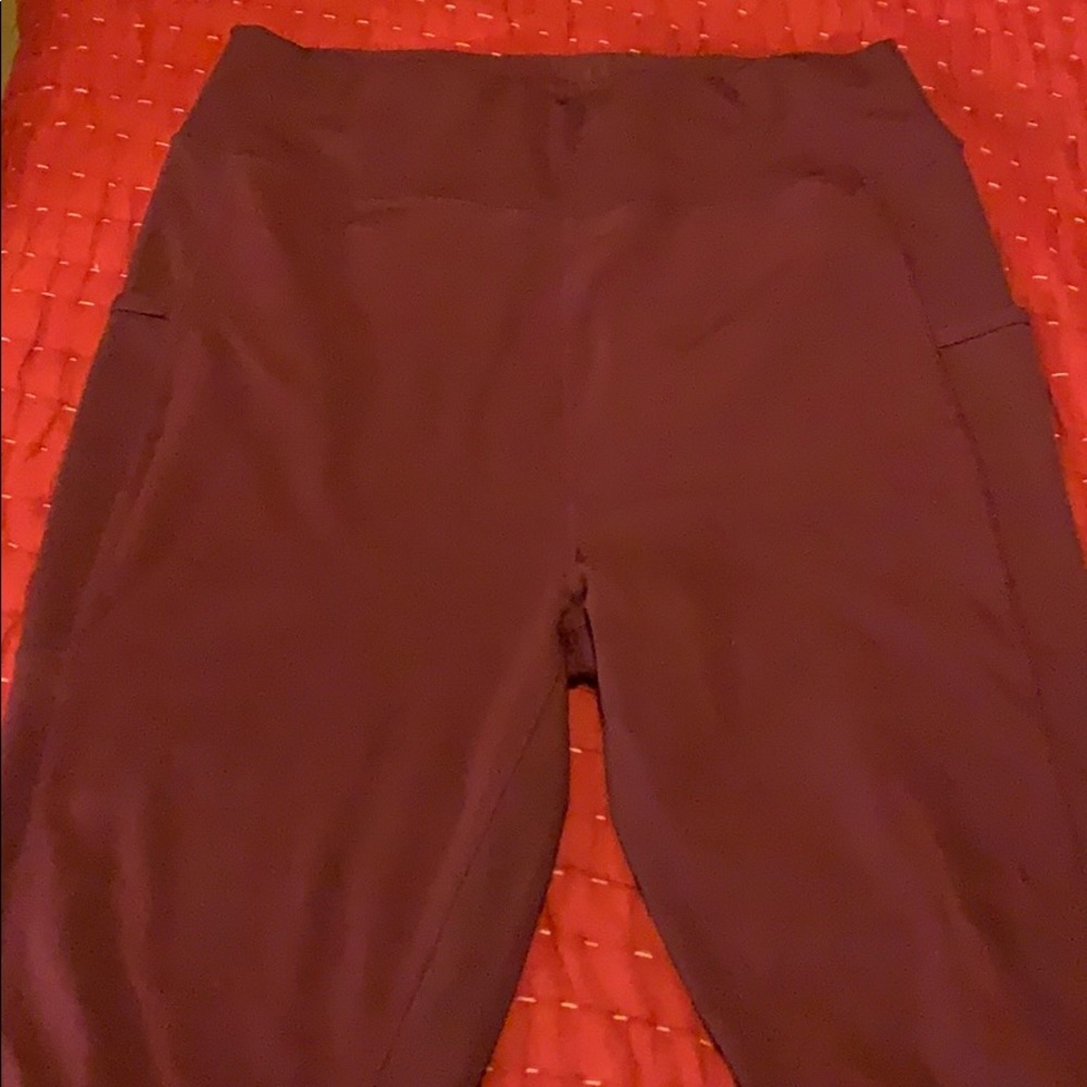 Popfit leggings with criss cross ankle detail
